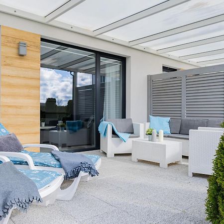 Barka - Apartamenty Premium Oraz Pokoje Blisko Plazy Karwia Exterior foto