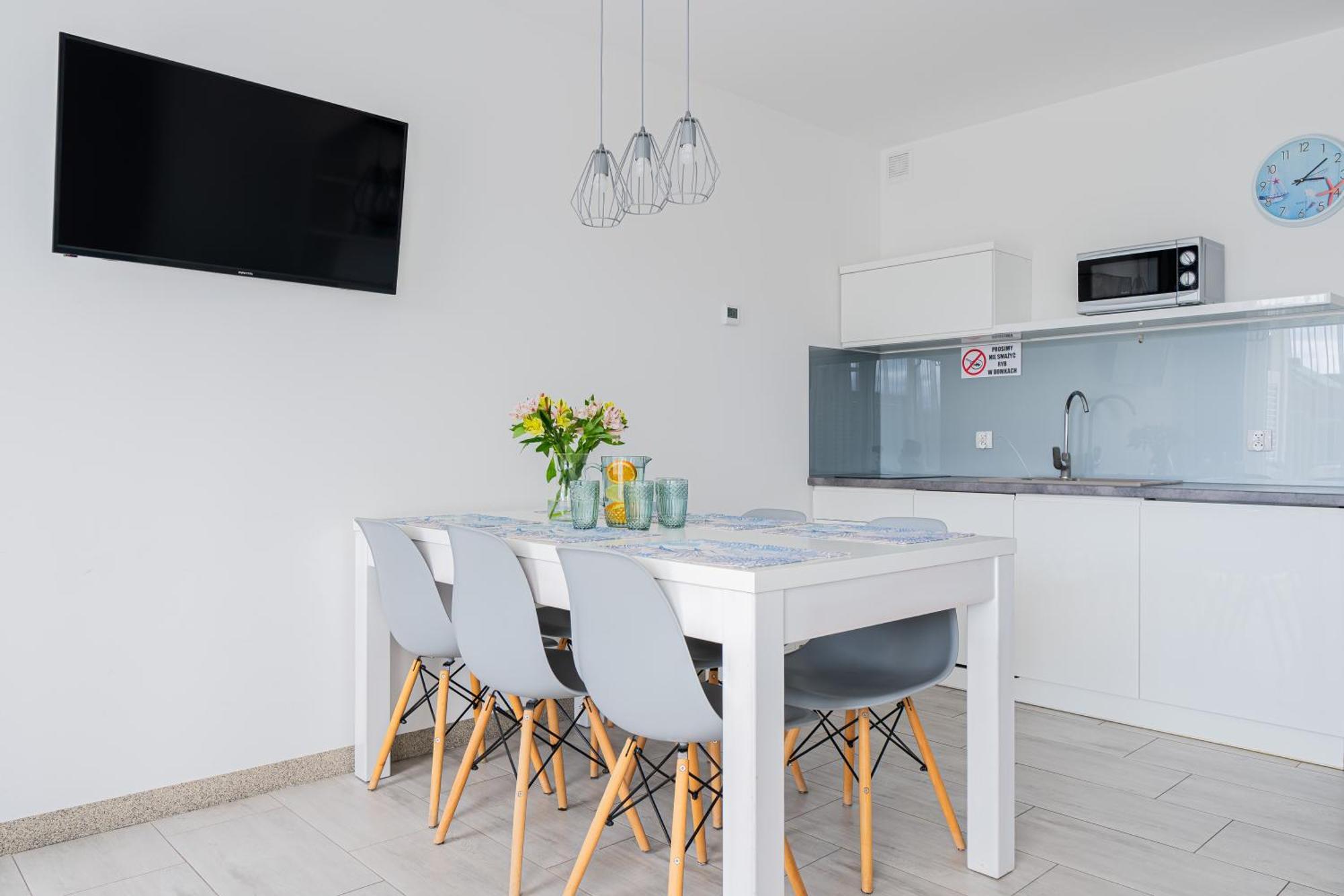 Barka - Apartamenty Premium Oraz Pokoje Blisko Plazy Karwia Exterior foto