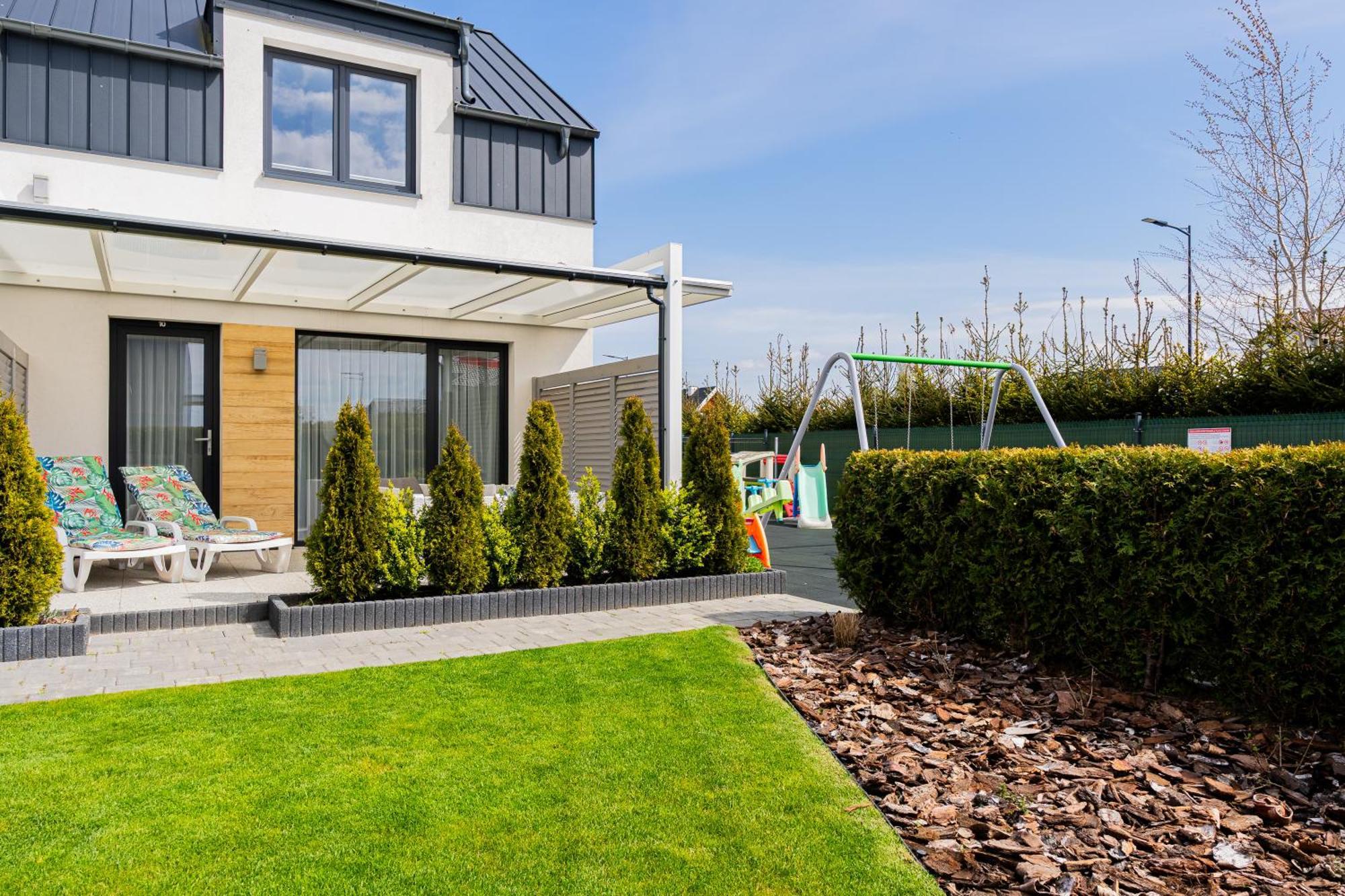 Barka - Apartamenty Premium Oraz Pokoje Blisko Plazy Karwia Exterior foto
